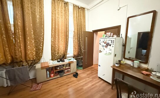 Продажа 6-комн квартиры на вторичном рынке Галерная улица,  д. 67