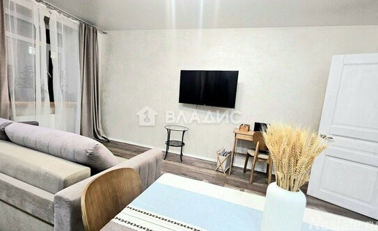 Продажа 2-комн квартиры на вторичном рынке ул Жемчужная,  д. 1,  к. 10