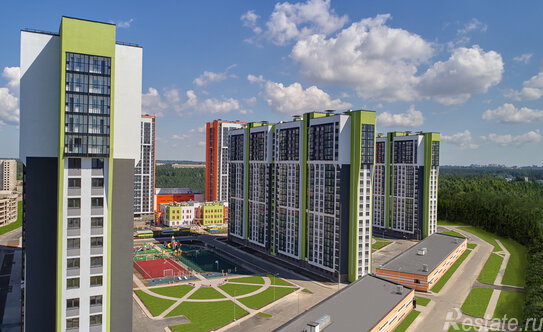 Продажа 2-комн квартиры на вторичном рынке Парашютная ул