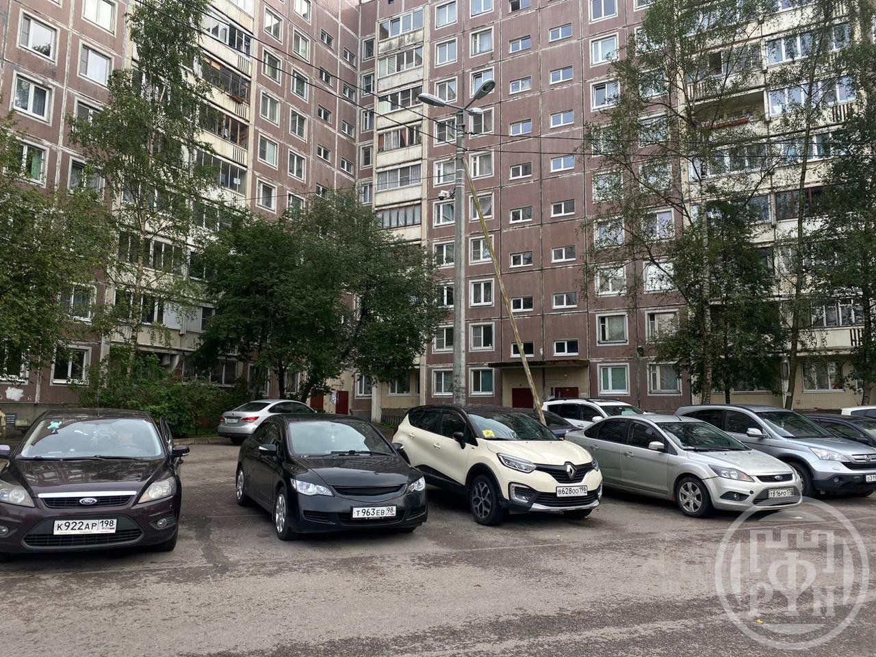 Аренда 2-комн квартиры на вторичном рынке Горелово тер., улица Коммунаров, 114