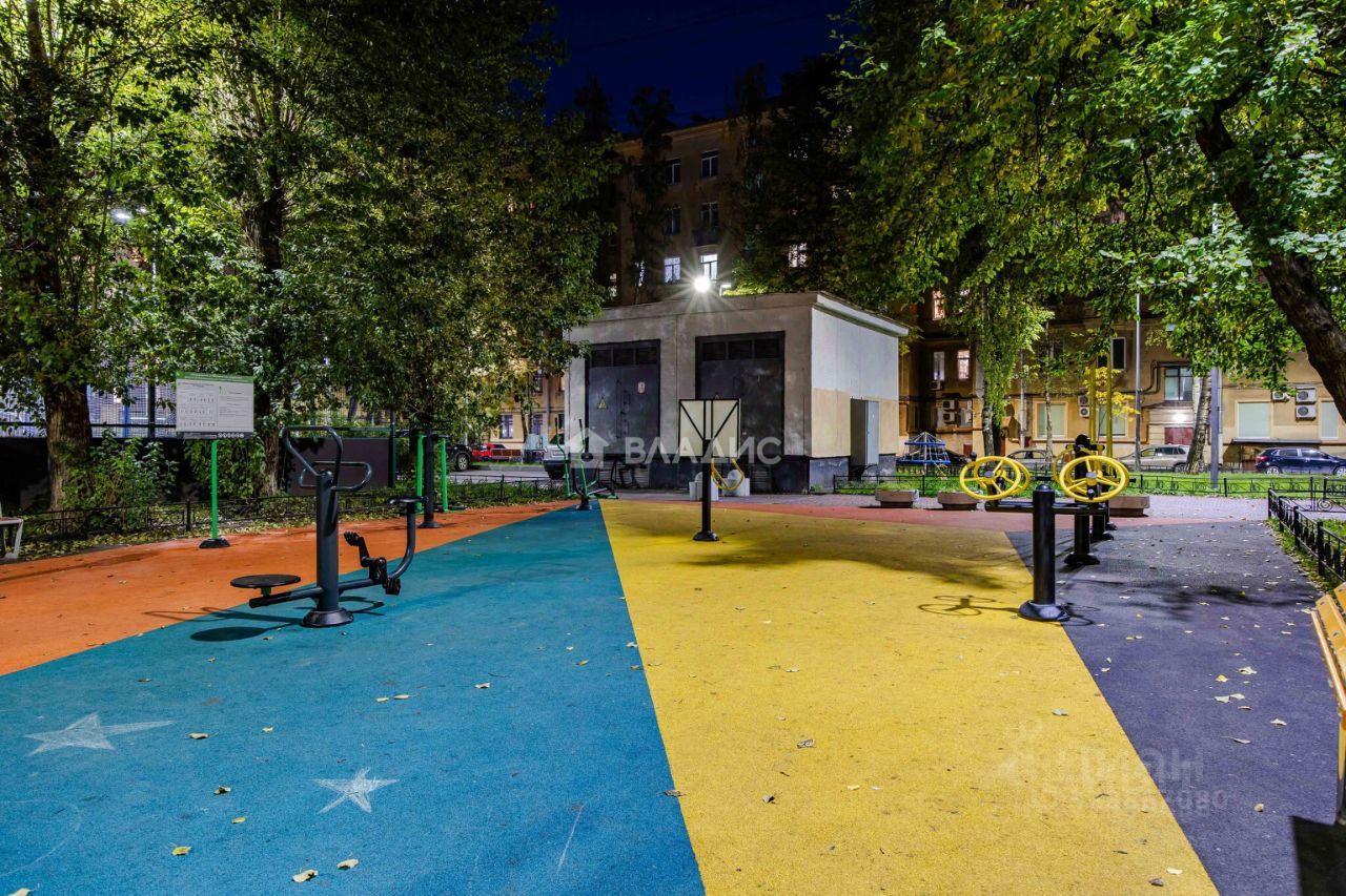 Продажа 3-комн квартиры на вторичном рынке Московский проспект, 75