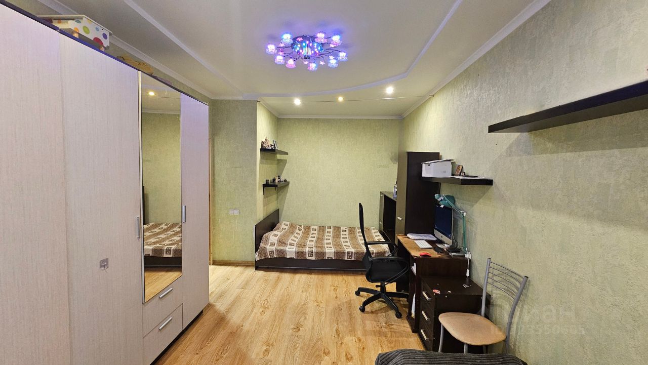 Продажа 1-комн квартиры на вторичном рынке Октябрьский пгт, улица Спортивная, 2