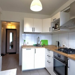 Продажа 1-комн квартиры на вторичном рынке ул Апрельская,  д. 5