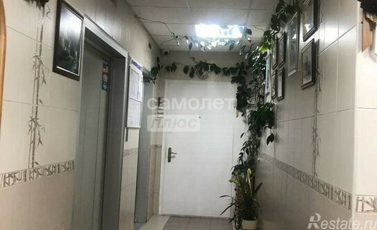 Продажа 3-комн квартиры на вторичном рынке аллея Витте,  д. 6,  к. 1