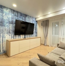 Аренда 2-комн квартиры на вторичном рынке ул Яблочкова,  д. 37А