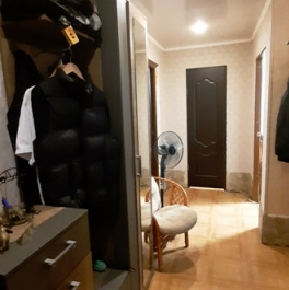 Продажа 2-комн квартиры на вторичном рынке Гатчина, ул Генерала Кныша,  д. 1