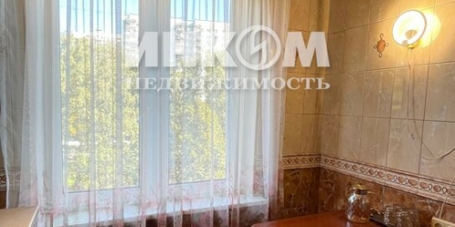 3-комн квартира ул Ясногорская,  д. 3