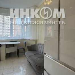 Продажа 3-комн квартиры на вторичном рынке ул Верхние Поля,  д. 45,  к. 4