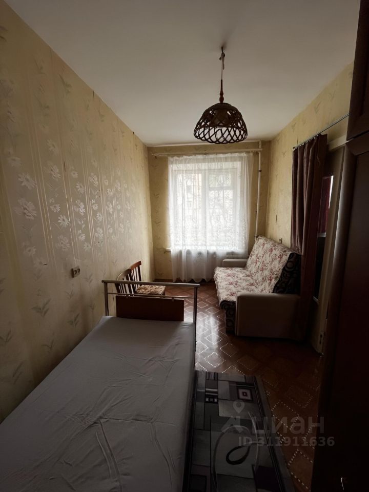 Продажа 2-комн квартиры на вторичном рынке Кронштадт, улица Аммермана, 4