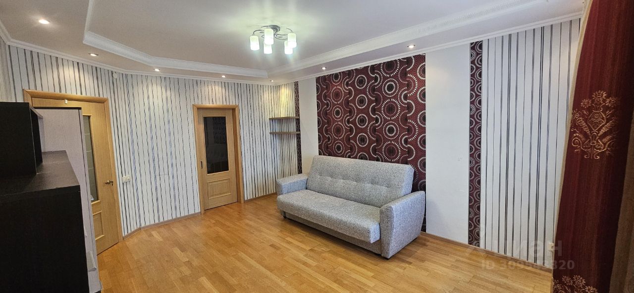 Аренда 1-комн квартиры на вторичном рынке Центральный мкр, улица Кирова, 7к1