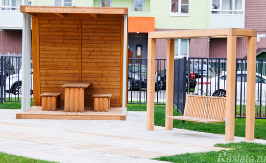 Продажа 2-комн квартиры на вторичном рынке Янино-1 д, Голландская ул,  д. 3