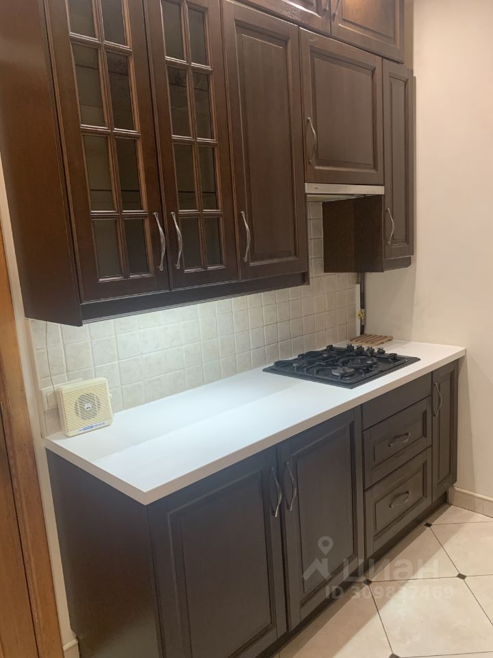 Аренда 4-комн квартиры на вторичном рынке Приморский проспект, 65