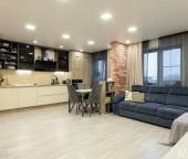 Продать Квартиры вторичка Уткин пр-кт  13 5