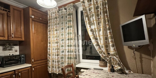 2-комн квартира улица Маршала Тухачевского,  д. 15