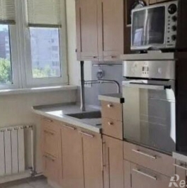 Продажа 3-комн квартиры на вторичном рынке Южнобутовская улица,  д. 72 к2