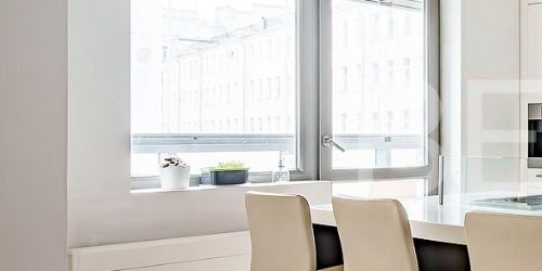 4-комн квартира Корпусная улица, 9