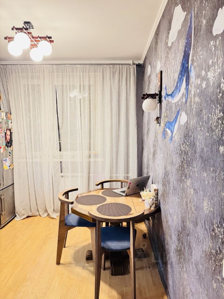 Продажа 2-комн квартиры на вторичном рынке Филевский бульвар,  д. 23