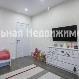 Продажа 2-комн квартиры на вторичном рынке ул Старокрымская,  д. 13,  к. 7