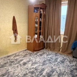 Продажа 4-комн квартиры на вторичном рынке улица Бутлерова,  д. 4