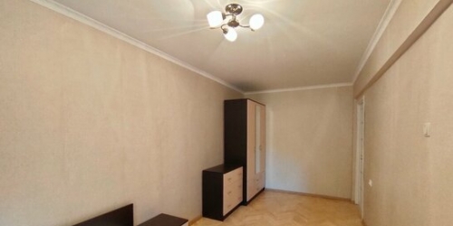 2-комн квартира улица Буренина,  д. 6