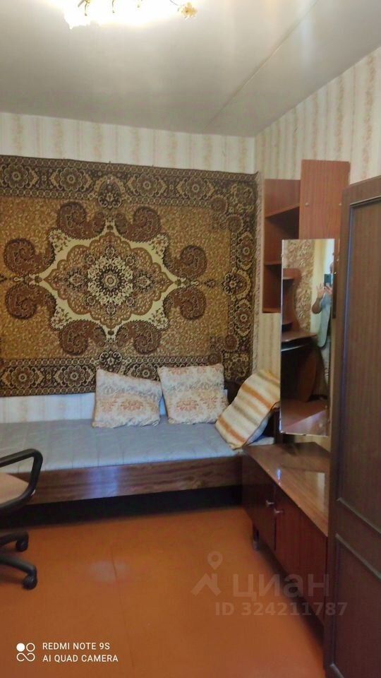 Продажа 2-комн квартиры на вторичном рынке Большие Вяземы пгт, улица Городок-17, 5