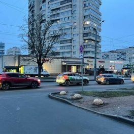 Продажа 2-комн квартиры на вторичном рынке Будапештская улица,  д. 43 к1