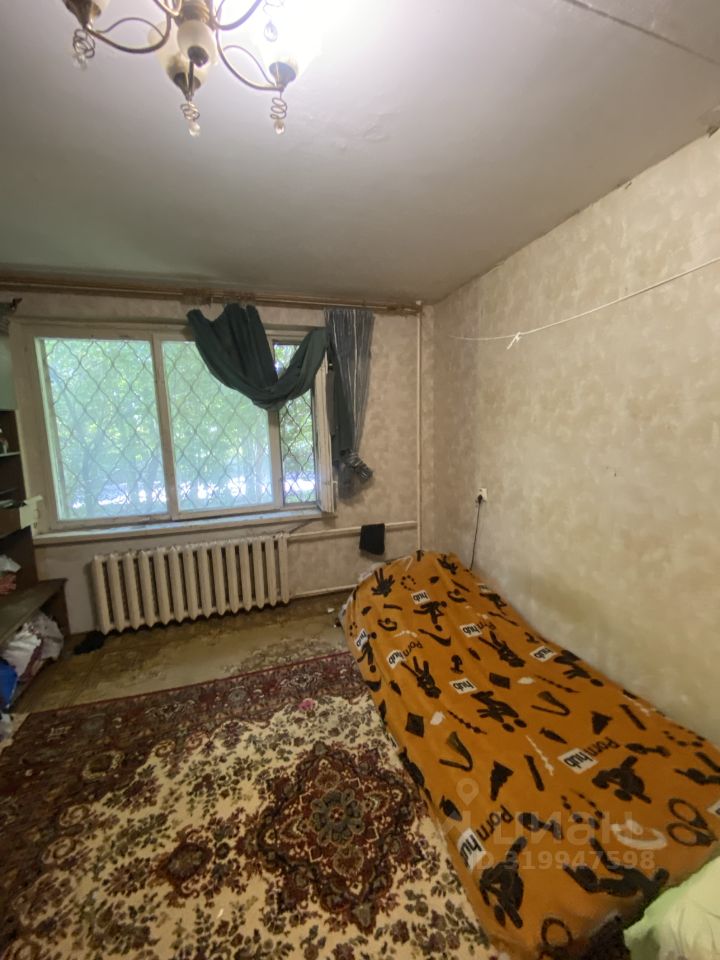 Продажа 3-комн квартиры на вторичном рынке Лобня, улица Победы, 14