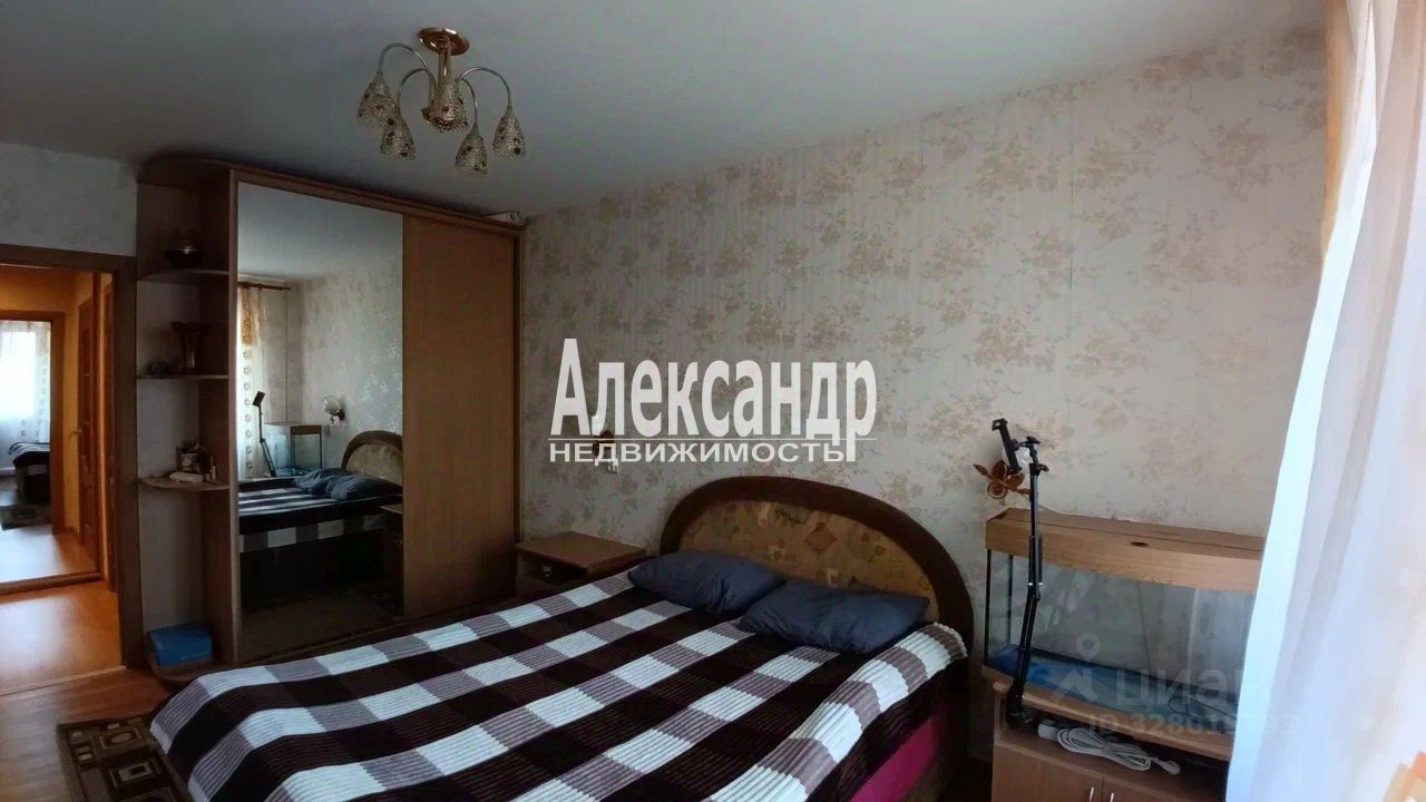 Продажа 3-комн квартиры на вторичном рынке пос. Романовка, 28