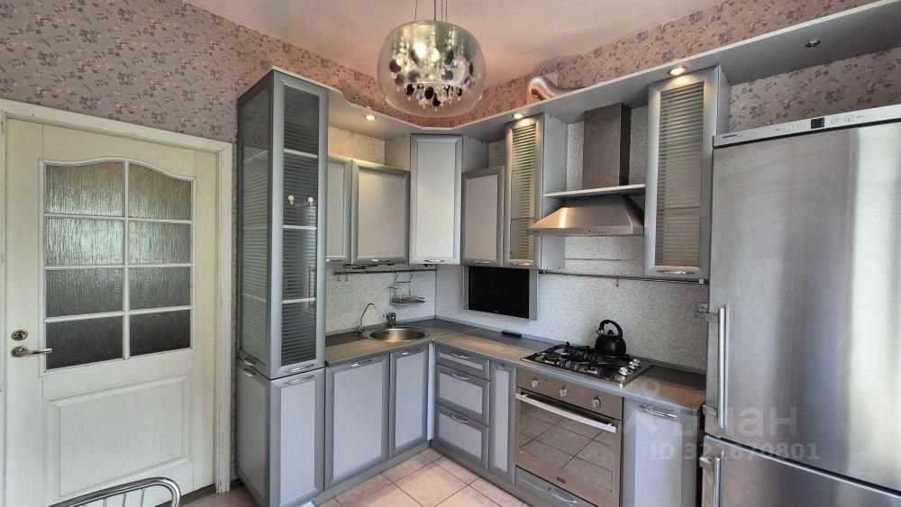 Продажа 2-комн квартиры на вторичном рынке Нежинская улица, 4