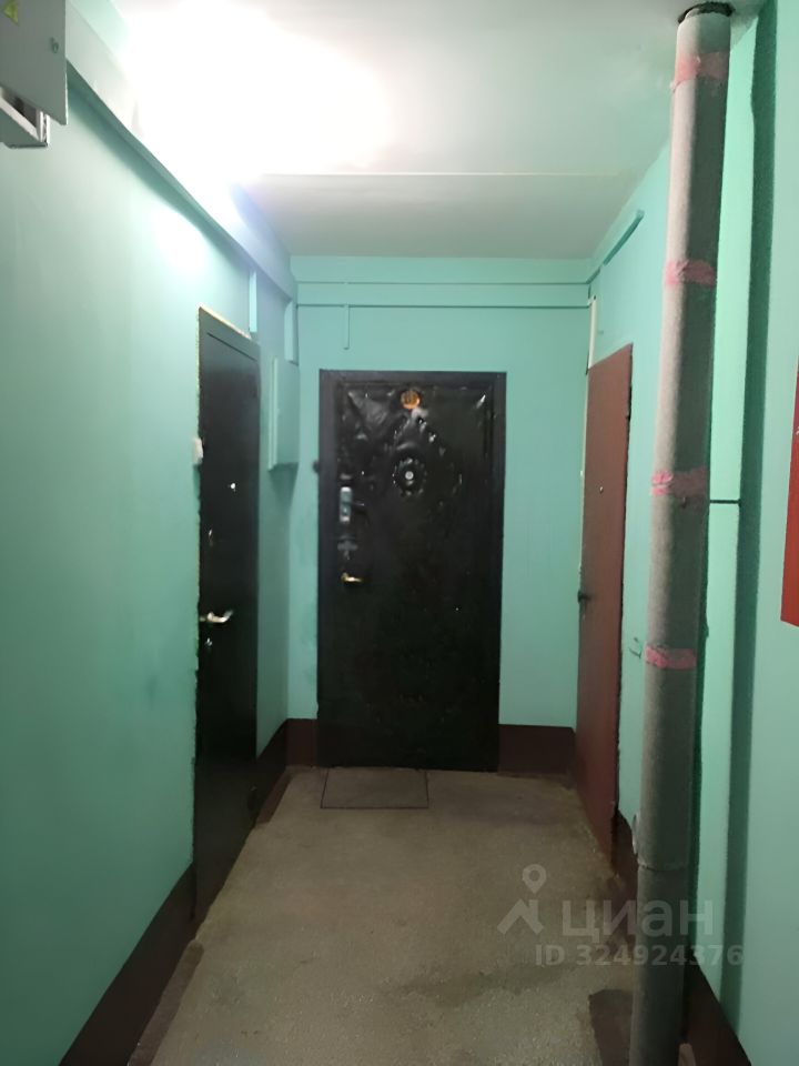 Продажа 2-комн квартиры на вторичном рынке Болотная улица, 11