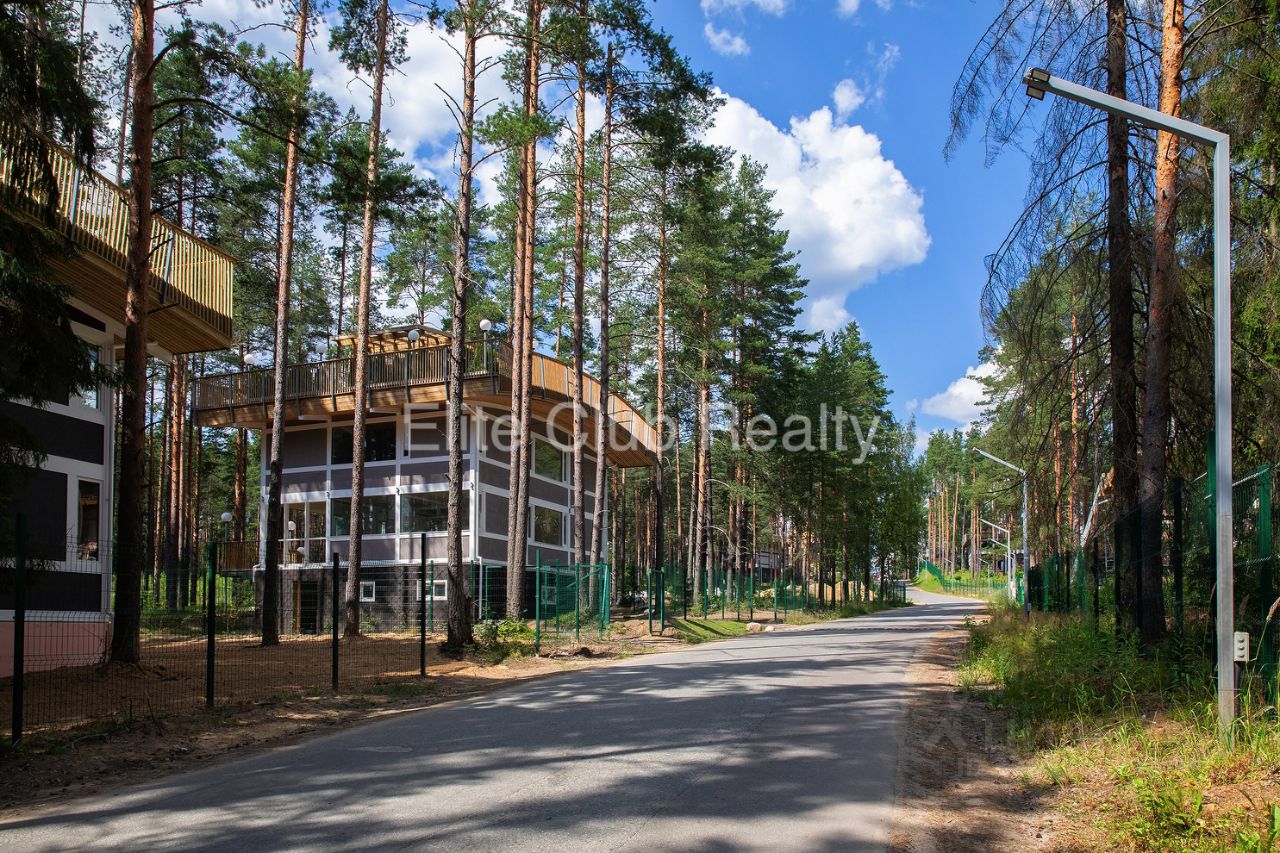 Продажа дома Хилл Парк кп,  д. 20