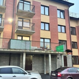 Продажа 2-комн квартиры на вторичном рынке Будапештская улица,  д. 86 к1