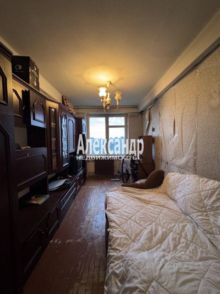 Продажа комнаты Колпино, Заводской проспект, 16к3