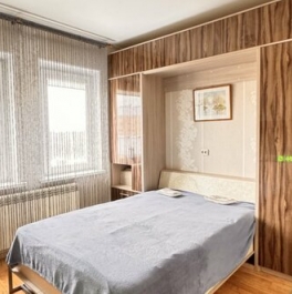 Продажа 4-комн квартиры на вторичном рынке Приморское шоссе,  д. 261,  к. 2