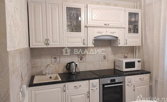 Продажа 2-комн квартиры на вторичном рынке Радиальная 6-я ул