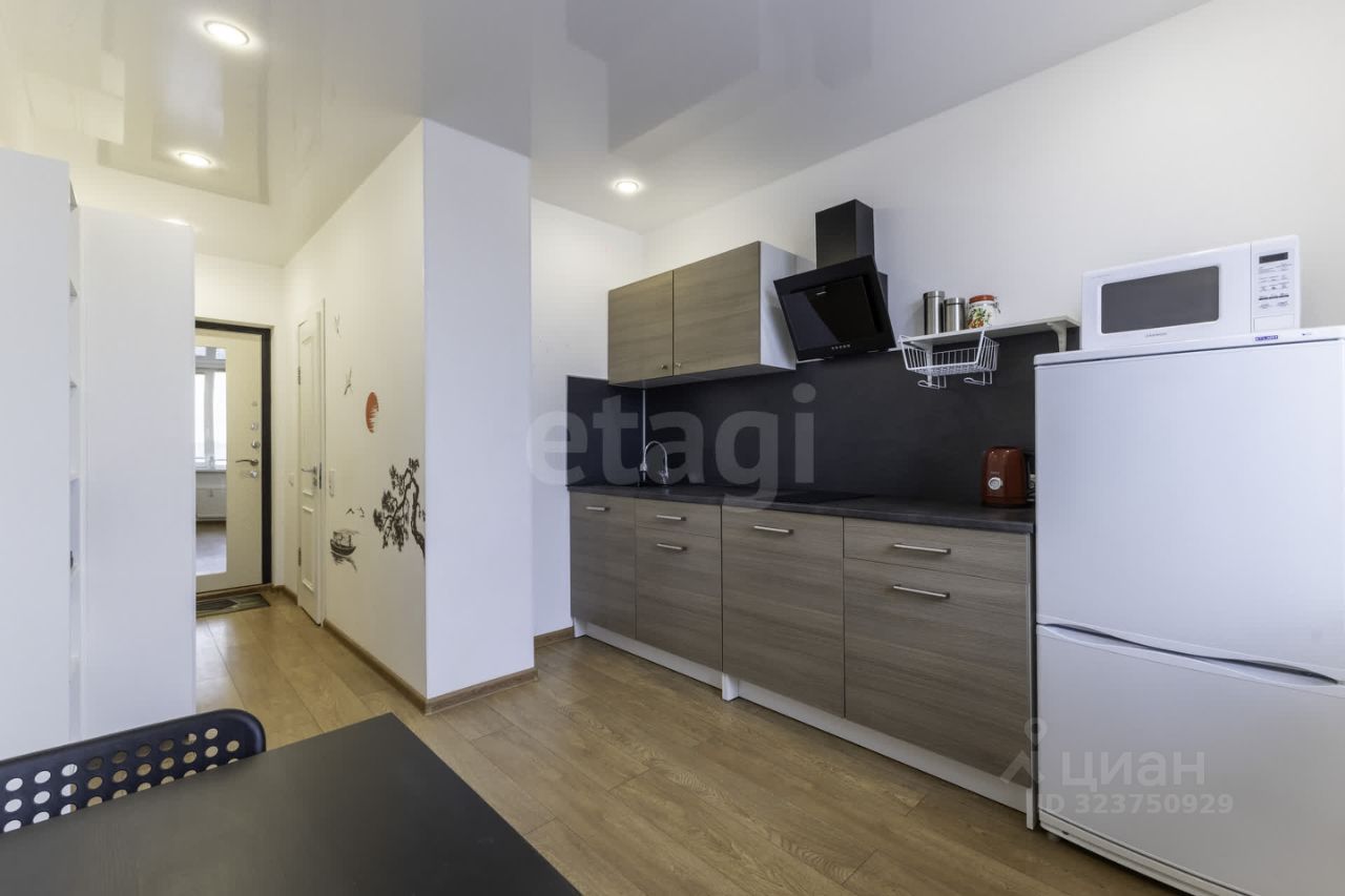 Продажа 1-комн квартиры на вторичном рынке Мурино, проспект Авиаторов Балтики, 15