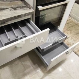 Продажа 3-комн квартиры на вторичном рынке Наримановская улица,  д. 8