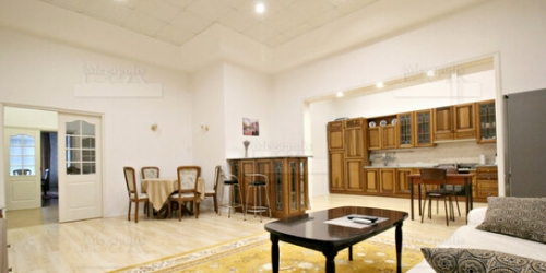 3-комн квартира Английская наб,  д. 22