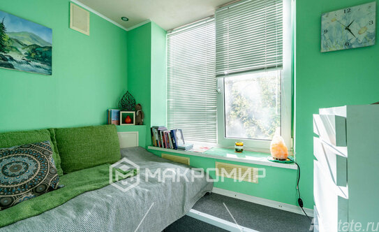 Продажа 2-комн квартиры на вторичном рынке улица Вавиловых,  д. 15 к3