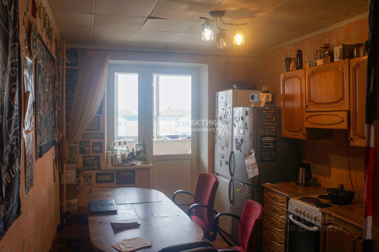 Продажа 3-комн квартиры на вторичном рынке улица Грина, 12