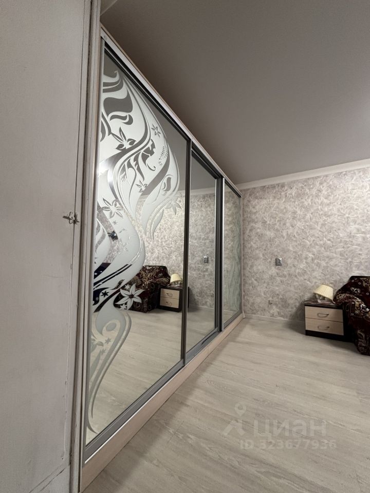 Продажа 2-комн квартиры на вторичном рынке Колпино, улица Веры Слуцкой, 40