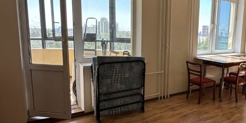 1-комн квартира улица Матроса Железняка, 57