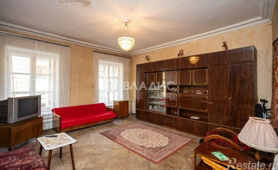 Продажа 4-комн квартиры на вторичном рынке Реки Мойки наб,  д. 82