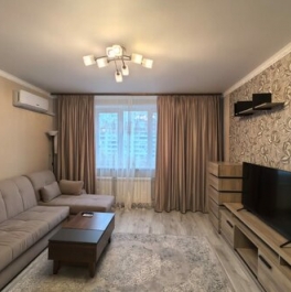 Продажа 2-комн квартиры на вторичном рынке Братиславская улица,  д. 24