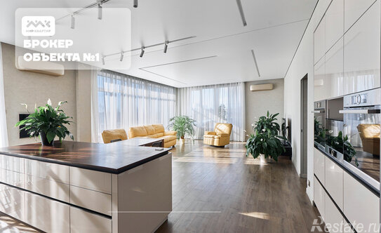 Продажа 8-комн квартиры на вторичном рынке Новая улица,  д. 51 к10