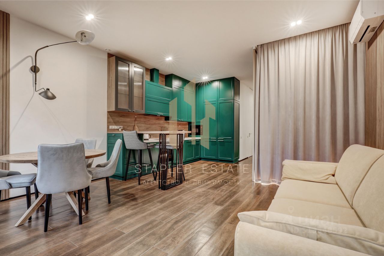 Продажа 1-комн квартиры на вторичном рынке Софийская набережная, 34