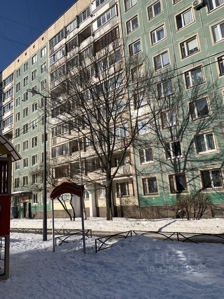 Продажа 3-комн квартиры на вторичном рынке Ленская улица, 4к3Б