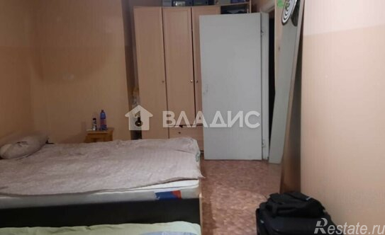 Продажа 1-комн квартиры на вторичном рынке улица Горбунова,  д. 10 к2