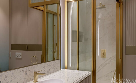 Продажа 4-комн квартиры на вторичном рынке Бутиковский пер,  д. 5