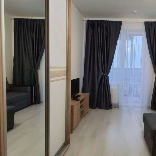 Студия проспект Авиаконструкторов, 69